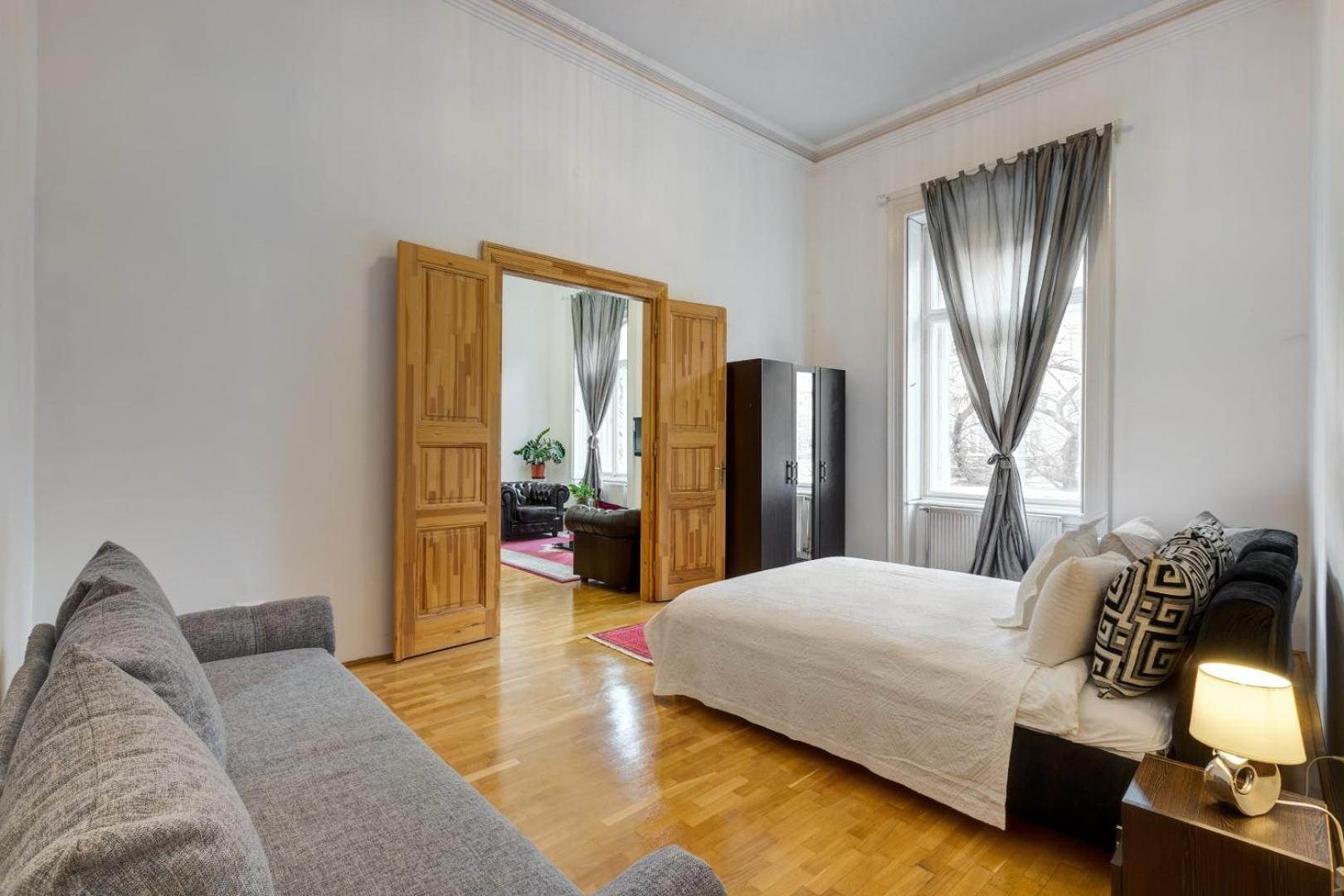 Royale Apartment Budapest Room photo