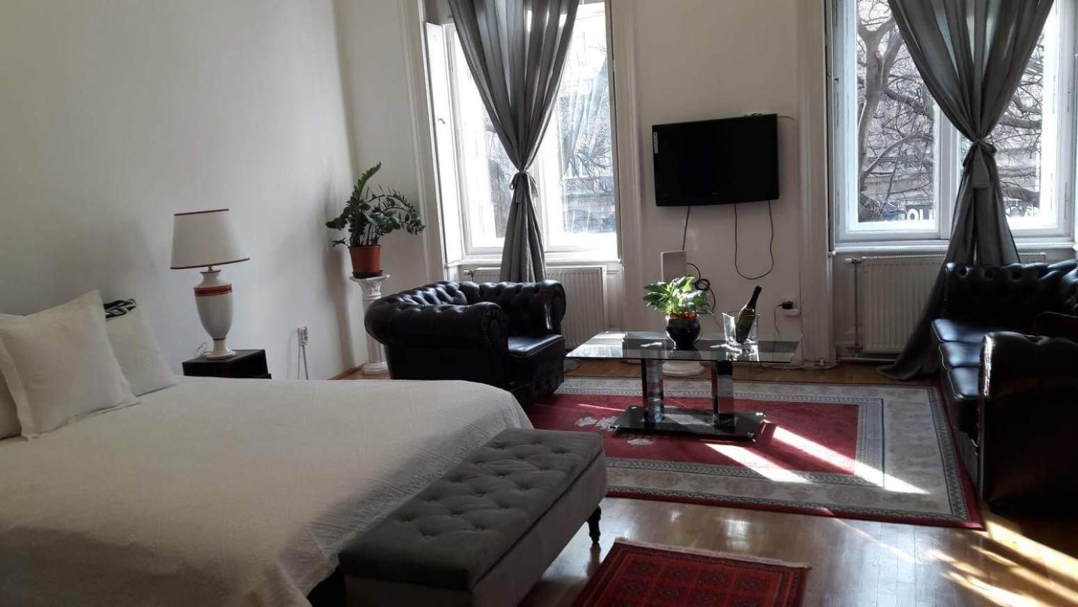 Royale Apartment Budapest Room photo